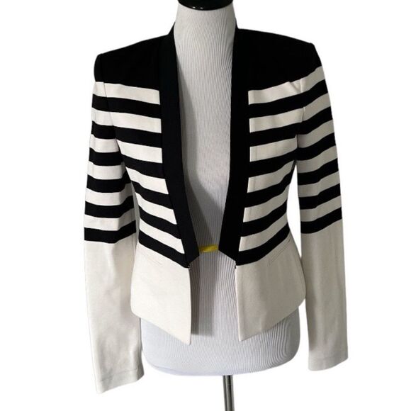 BCBGMaxAzria Jackets & Blazers - BCBGMAXAZRIA Women’s Guy White/Black Tuxedo Jacket size S